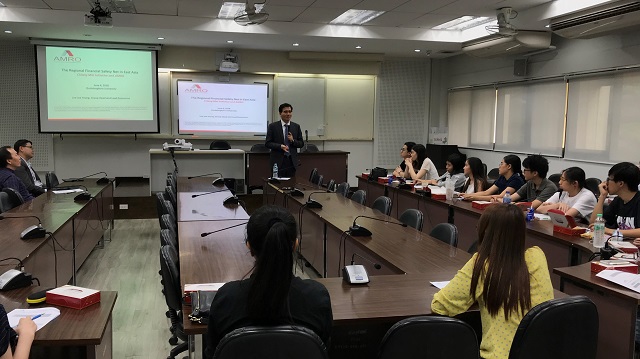 Dr Young lecture in Bangkok June 2018