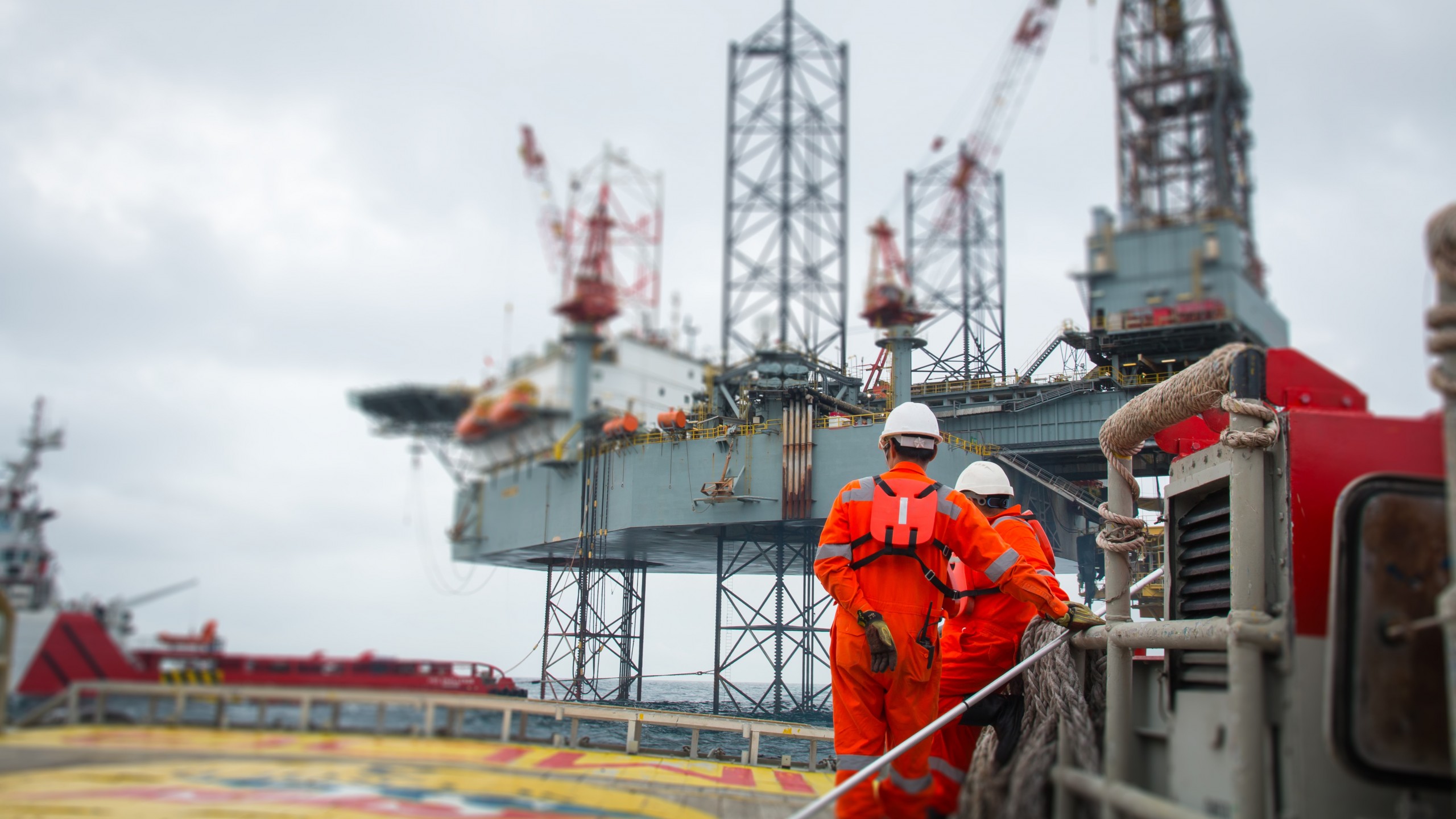 Weaning Brunei off Oil-AMRO Weaning Brunei off Oil-AMRO