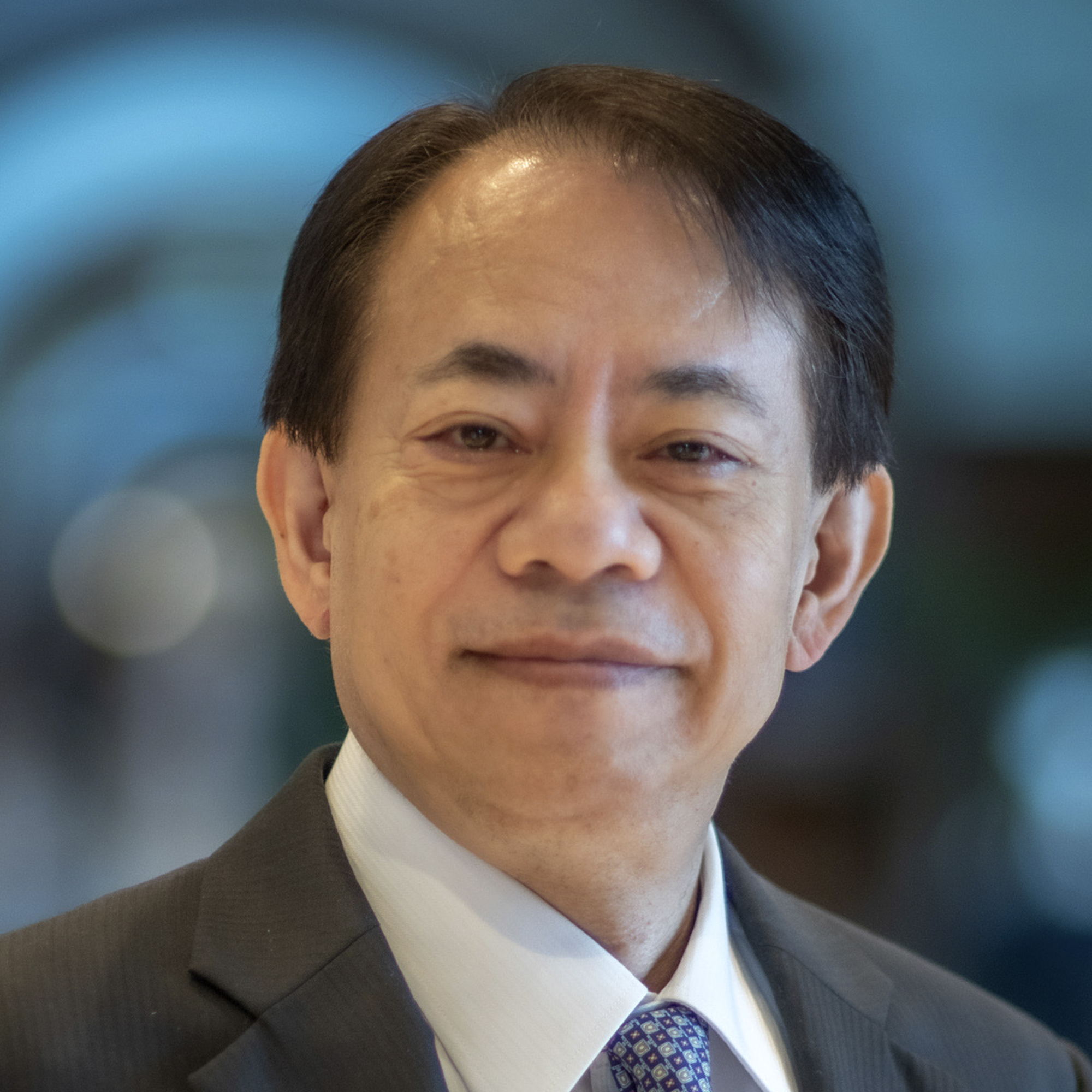 Kouqing Li, Director, AMRO