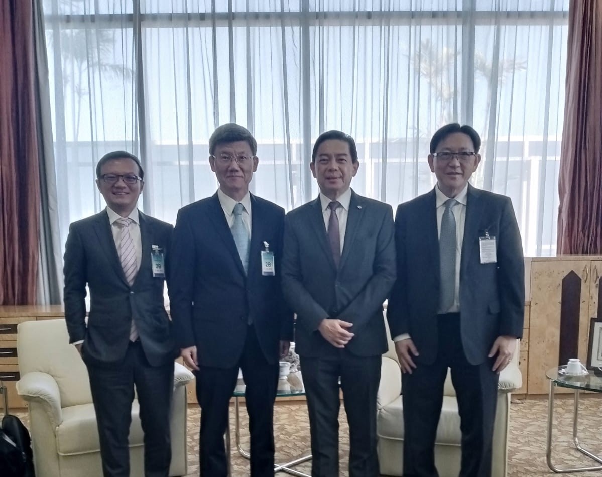 Courtesy call with MOFE-resized