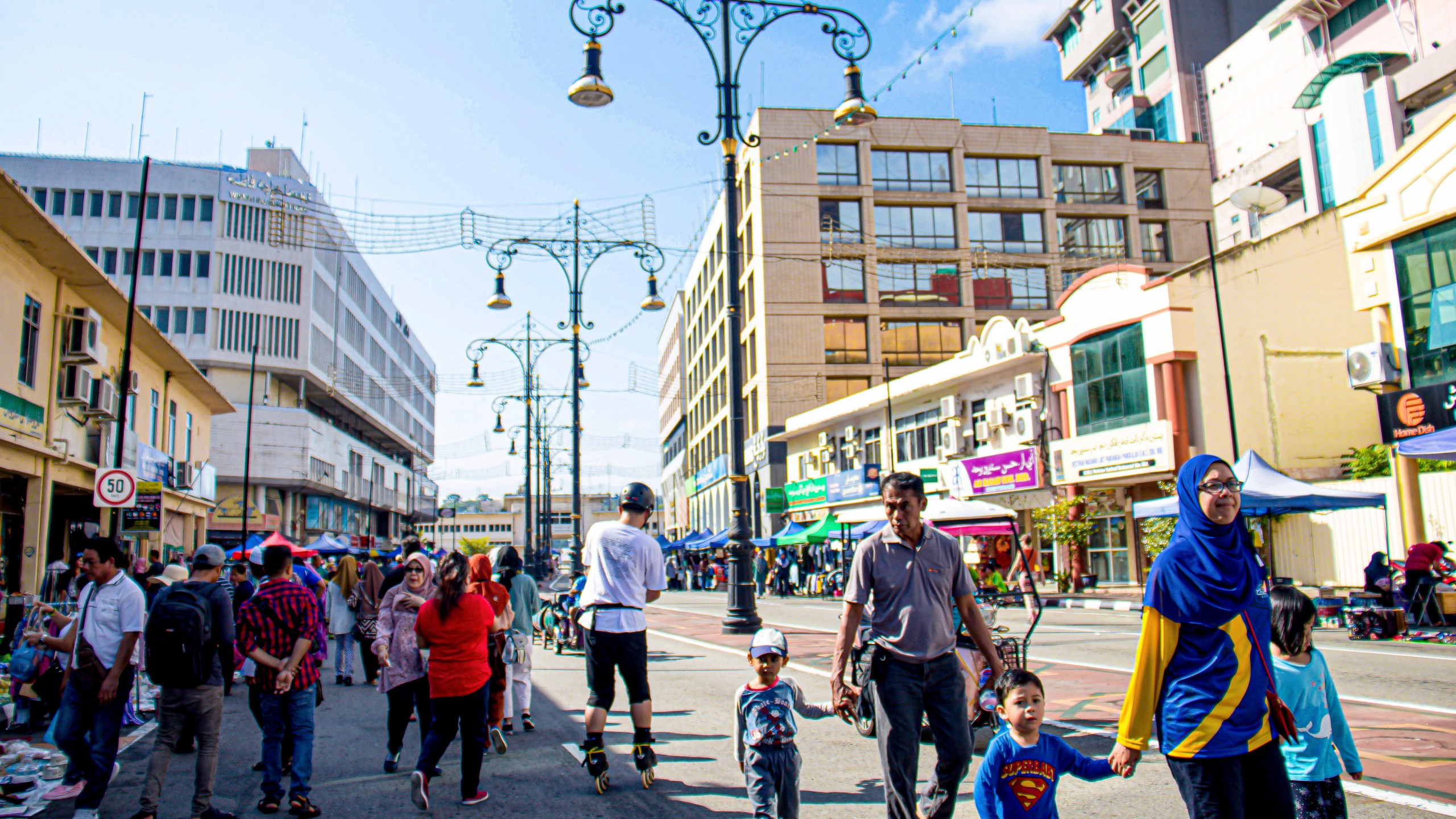 Brunei economic forecast AMRO