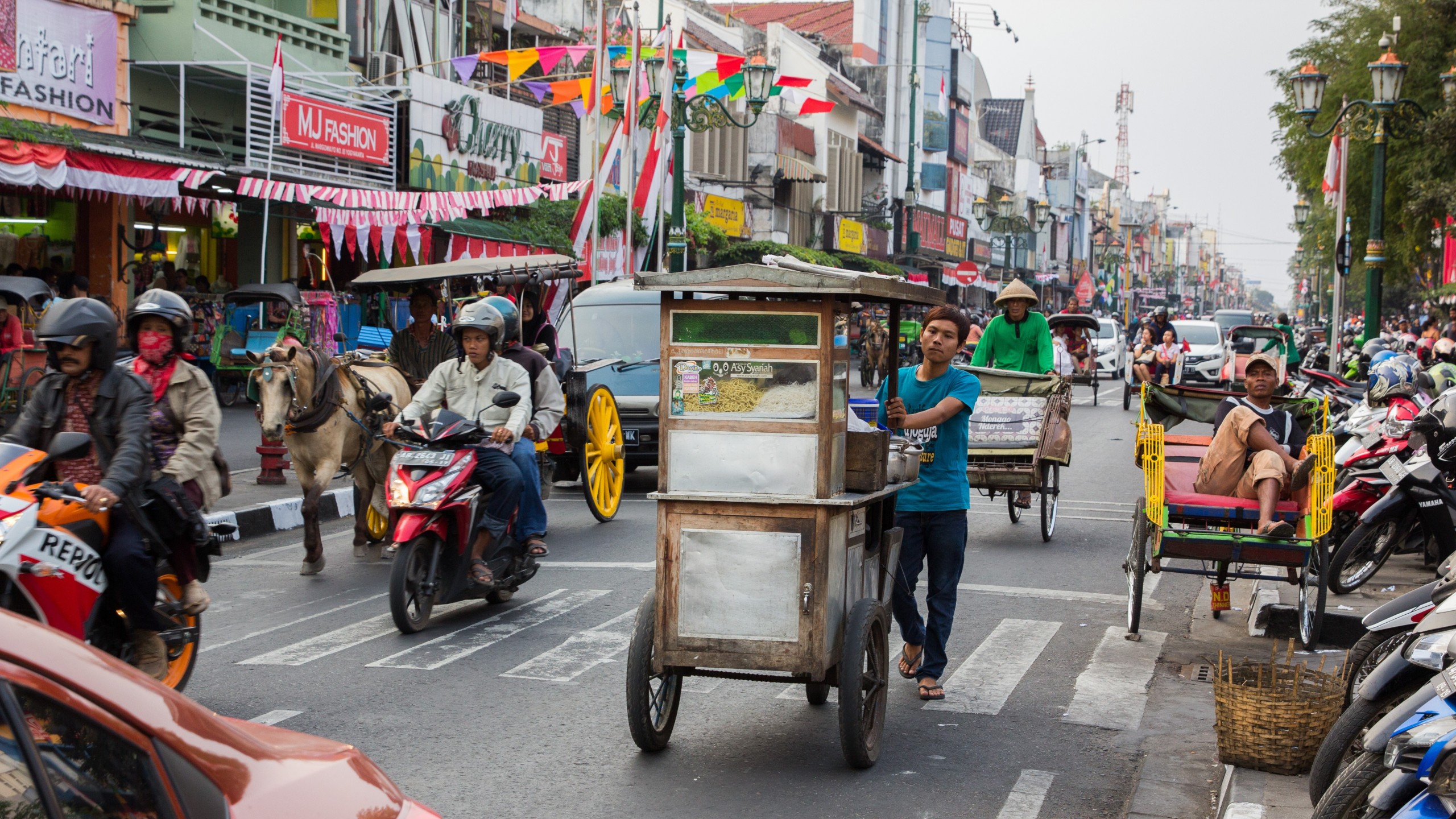 Yogyakarta,,Indonesia,-,August,14:,View,Of,Yogyakarta,With,Its Indonesia ACR 2022